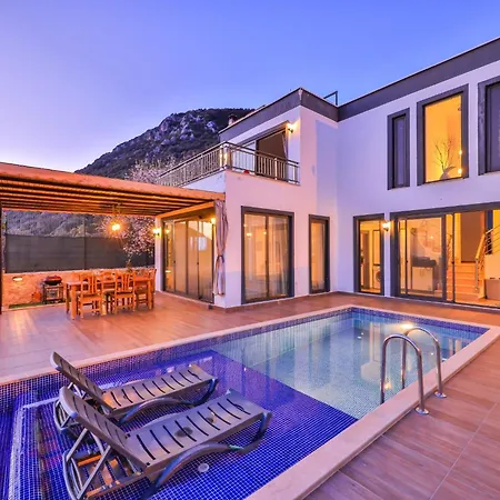 Ases Koeyue Kas Antalya Villa